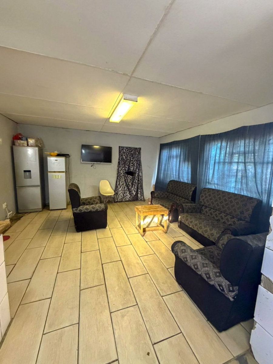 3 Bedroom Property for Sale in Kwanonqaba Western Cape